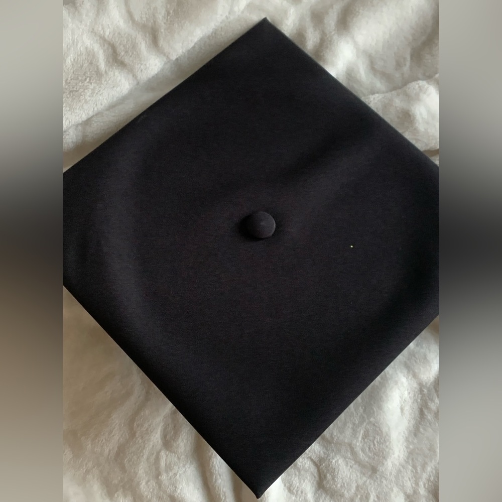 Graduation cap 🎓 - Picture 2 of 4